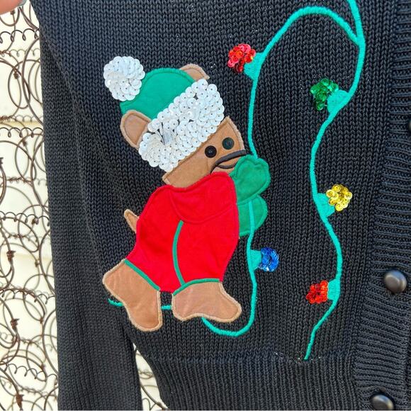 Vintage cardigan sweater w teddy bear puppies stringing Christmas lights sequin - Picture 2 of 4